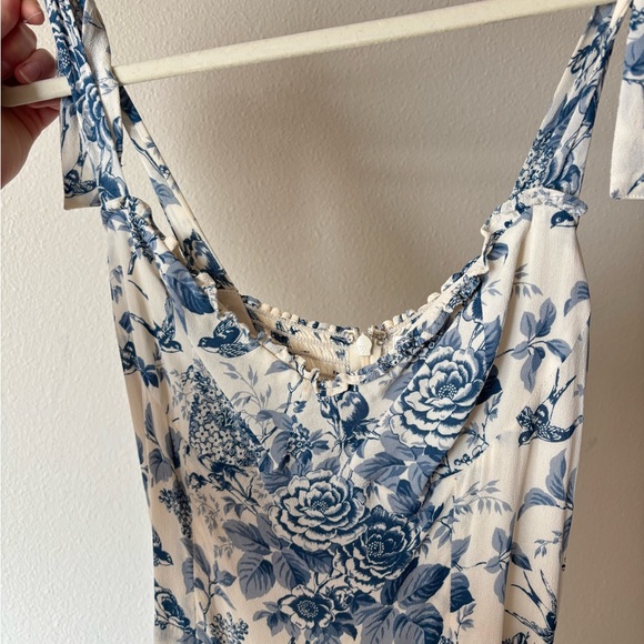 Reformation Nikita Dress in Pompadour Blue White Floral Midi Spring Size 2 - Picture 10 of 15